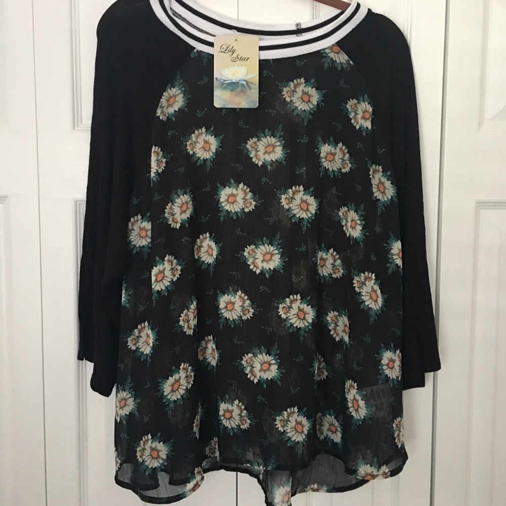 Daisy Print Raglan Top